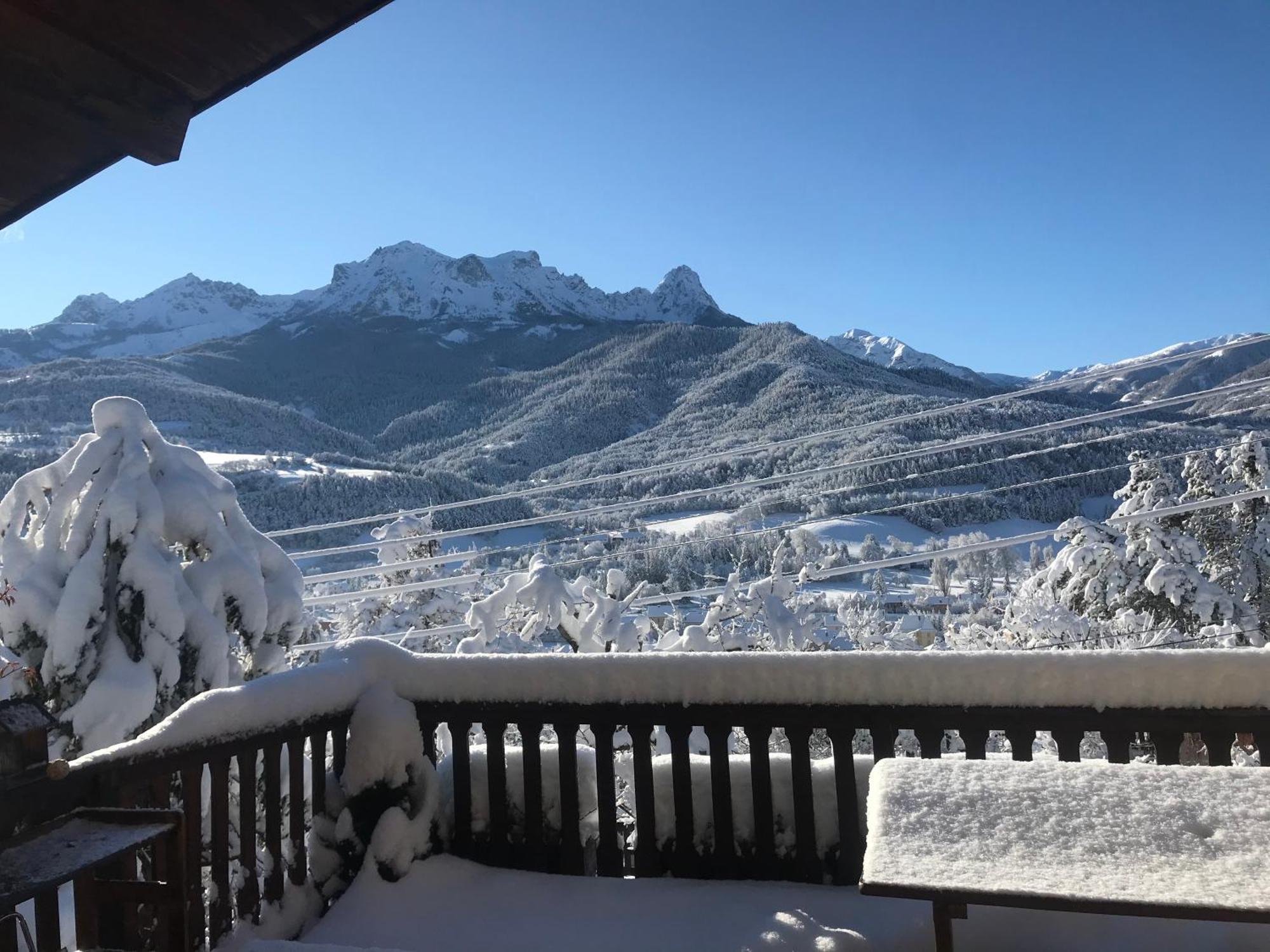 Apartamento Le Tremplin Barcelonnette Exterior foto